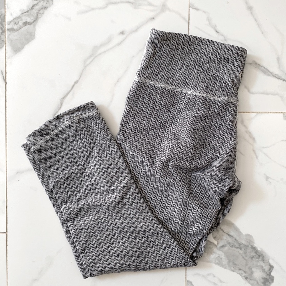 Lululemon Herringbone Leggings- Size 4